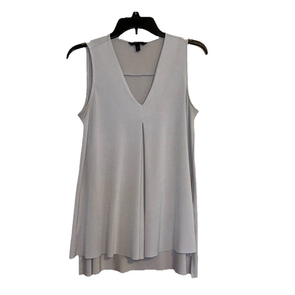 Banana Republic Light Gray Sleeveless V-Neck Swing Top